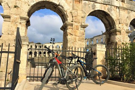 Private Tour: Electric Bike Experience of Pula
