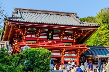 Kamakura & Yokohama: 1-Day Private Van Tour with Hotel Pick-Up