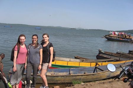2-Hours Village Walk and Lake Victoria cruise from Kampala