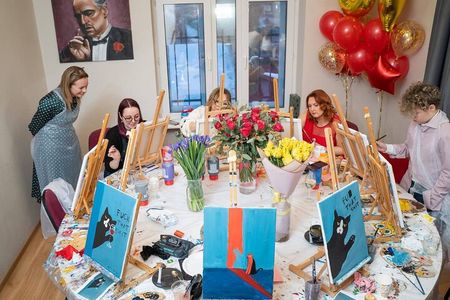Art and Wine Sip and Paint Party in an Art Studio in Riga