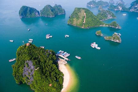 Ha Long and Lan Ha Bay 3 Days 2 Nights Private tour from Hanoi