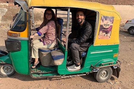 Taj Mahal Tuk Tuk Tour: A Local Adventure