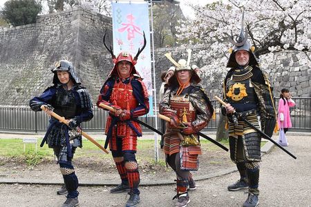 Samurai-specific Osaka Castle Guides Private tours in armor Photo