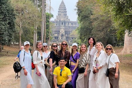 (Free eSim) Classic Angkor Wat Sunrise Full Day Private Tour