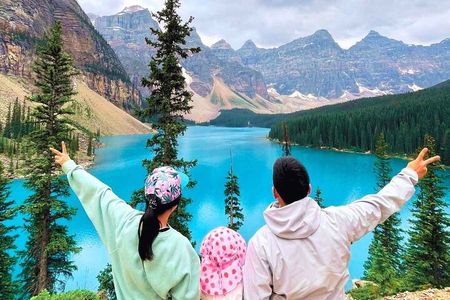 Moraine Lake & Louise - Morning or Sunset Tour from Banff/Canmore