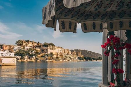 Private Full Day Udaipur Tour with Optional Guide