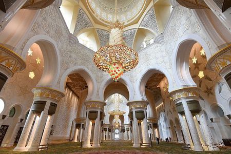 Abu Dhabi Sheikh Zayed Grand Mosque Tour from Dubai