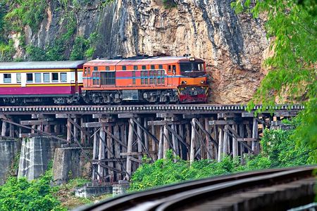 Historic Kanchanaburi:Train, Boat, Skywalk from Bangkok(No Lunch)