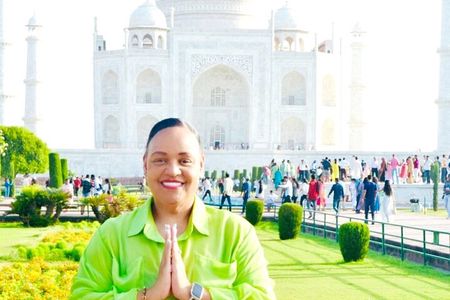 Taj Mahal, Agra Fort & Baby Taj Full-Day Tour from Delhi