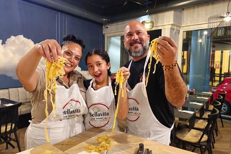 Rome: Pasta Fettuccine Ravioli and Tiramisu Cooking Class