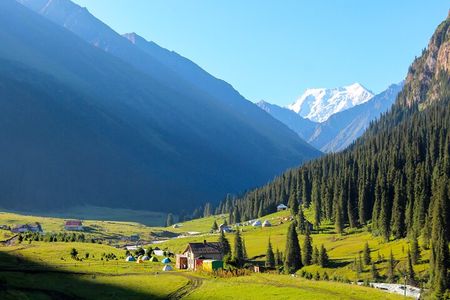 Son Kul, Issyk Kul and Altyn Arashan 5 Day Private Tour 