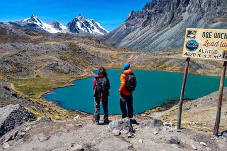 Excursion to Ausangate & 7 lakes from Cusco 
