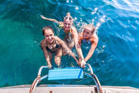 Paradise Found Kahung Beach Speedboat to Coral Island