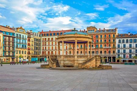 Small Group Walking Tour Pamplona