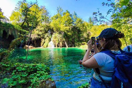 Plitvice & Rastoke guided tour w/ticket from Zagreb (8pax) EN/ES