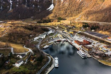 Day Trip to Flam: Flam train, Stegastein and Fjordcruise