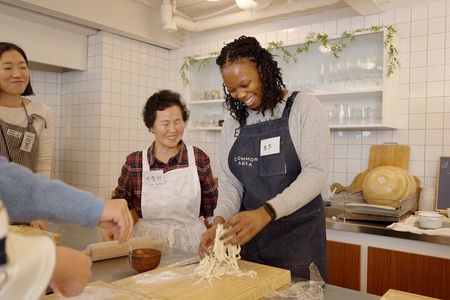 Flavors of Seoul: Grandma's Handmade Noodles to Night Market Tour