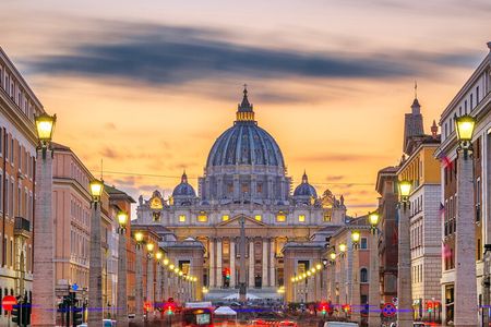 Tour of St. Peter's Basilica, Holy Door and Dome