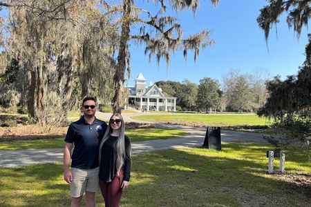 Magnolia Plantation Tour with Small Group Transportation