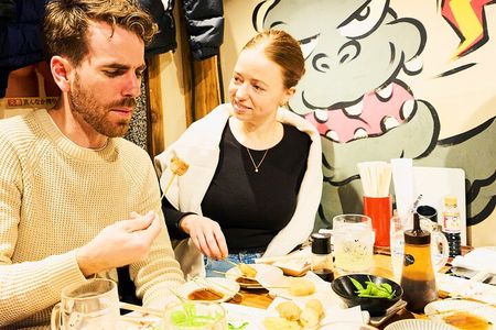 Tokyo: Shibuya Food Tour with 15 Dishes at 4 Eateries