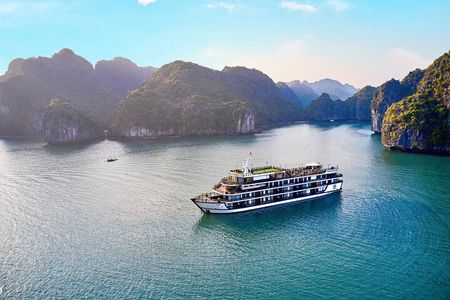 2 Day Lan Ha Bay Kite Cruise Adventure from Hanoi 
