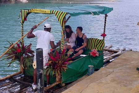  Bamboo Rafting in Ocho Rios 