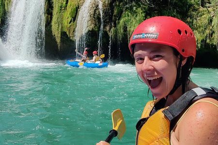 Kayaking Mreznica Waterfalls close to Plitvice Lakes