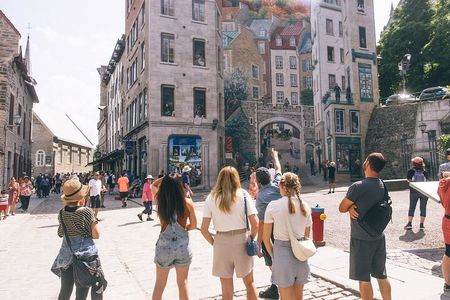 Private Guided Quebec City Walking Tour with Funicular Included