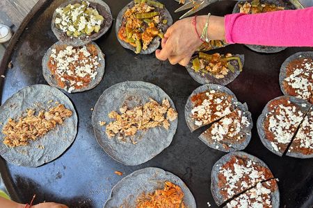 AUTHENTIC OAXACA CULTURAL FOOD TOUR, eat like a local.