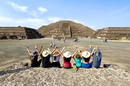 Teotihuacan Pyramids Private Tour from Mexico City