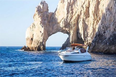 Cabo San Lucas Private Yacht – Snorkel, Sightsee & Sip Cocktails