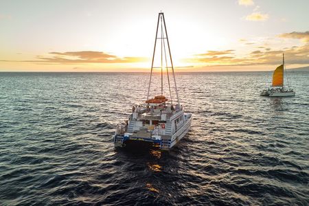 Waikiki Sunset Cruise from Oahu