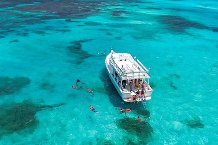 Isla Contoy and Isla Mujeres with All Inclusive Snorkeling