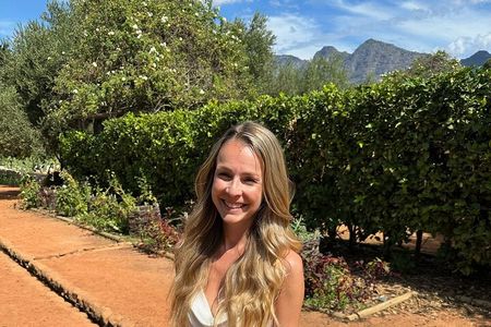 From Cape Town Private Luxury Wine Tour with Two Wine Tastings