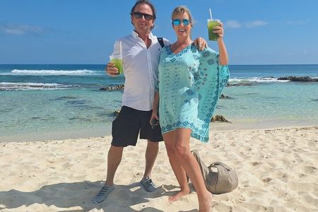 Private Jeep Tour in Cozumel to Local Areas with Snorkel & Lunch