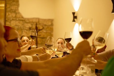 Barcelona: El Born Gourmet Food & Wine Tasting Small Group Tour 