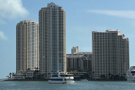 Miami Skyline 75 Min Cruise Tour Biscayne Bay Millionaire Homes 