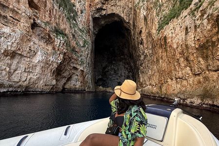 Vlore Speedboat Tour to Haxhi Ali Cave Karaburun Beach
