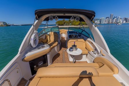 Miami Private Boat Cruise & Tour with a Captain