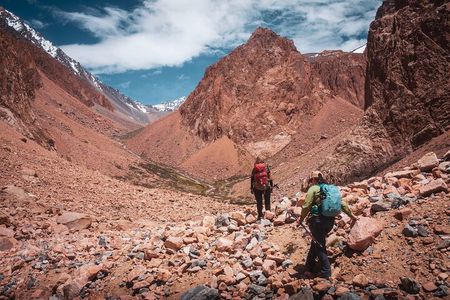 Hiking in Cajón de los Arenales from Mendoza or Uco Valley