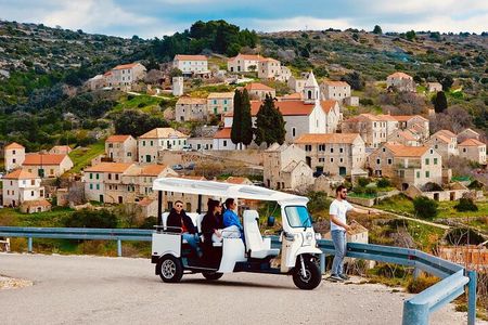Hvar Adventure Tour: Explore with a 4-6 Seater eTuk Tuk Rickshaw!