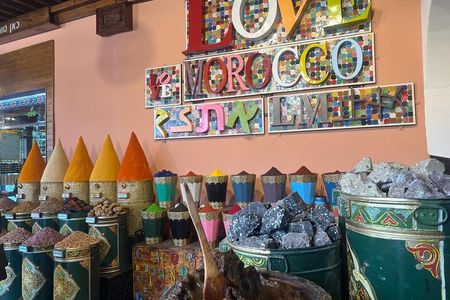 Marrakech Medina Walking Tour – Safe & Guided