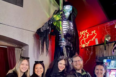 All-Inclusive Twilight Ghost Tour with a Boozy Twist