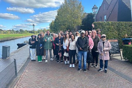 Daytrip Tour from Amsterdam to Zaanse Schans and Giethoorn