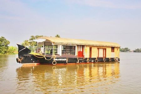 Aleppey Backwater Tour with Kerala Traditional Lunch