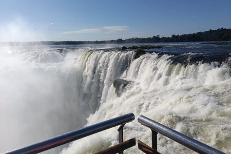 Private Tour of Iguassu Waterfalls on the Argentine Side 
