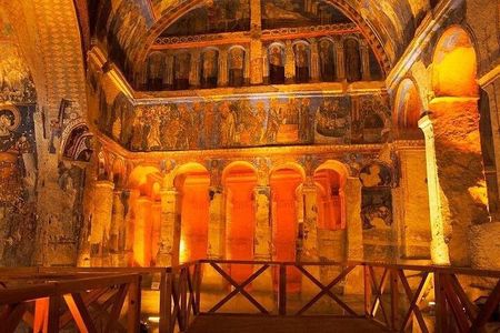 Private Red Tour and Underground City Tour
