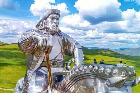 From Ulaanbaatar: Chinggis Khaan Statue and Turtle Rock Day Tour