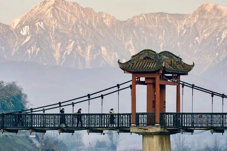 All-Inclusive Private Panda & Hidden Ancient Town Tour