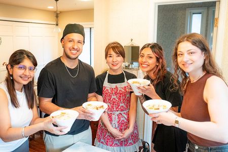 Tokyo: Ramen & Gyoza Cooking Class with Local Supermarket Tour